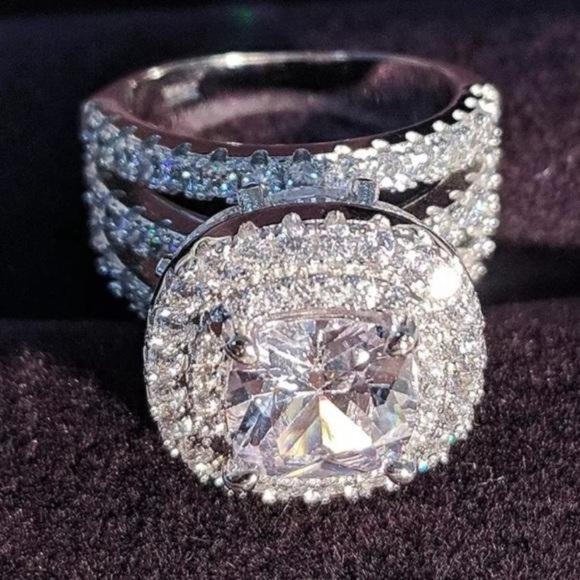 New 925 Sterling Silver Diamond Ring, A very beautiful ring, a shiny ring. - Picture 5 of 6